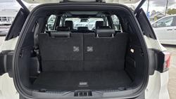 2024 Ford Everest Platinum