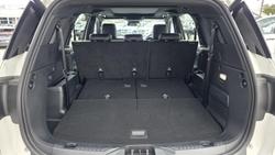 2024 Ford Everest Platinum