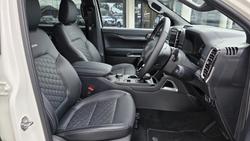 2024 Ford Everest Platinum