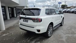 2024 Ford Everest Platinum