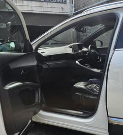 2020 Peugeot 5008 GT Line P87 MY20 Pearl White