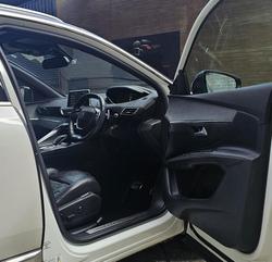 2020 Peugeot 5008 GT Line P87 MY20 Pearl White