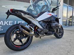 2026 BMW Motorrad 2026 BMW 1300CC R 1300 R LIGHT WHITE