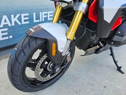 2026 BMW Motorrad 2026 BMW 1300CC R 1300 R LIGHT WHITE