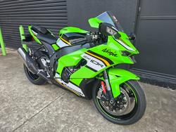 2025 Kawasaki NINJA ZX-10R GREEN