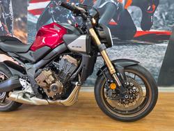 2024 Honda CB650RAC RED