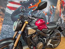 2024 Honda CB650RAC RED
