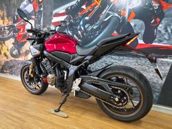 2024 Honda CB650RAC RED