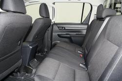 2025 Toyota Hilux SR