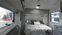 2025 Viscount V Series WHITE