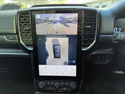 2023 Ford
Everest Platinum