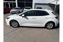 2024 Toyota
                Corolla Ascent Sport Hybrid