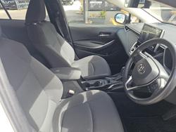 2021 Toyota Corolla Touring WxB Hybrid ZWE211W White