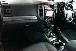 2020 Mitsubishi Pajero GLX