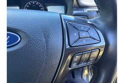 2020 Ford
Everest Titanium