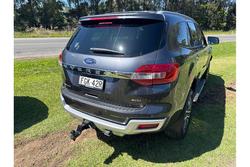 2020 Ford
Everest Titanium