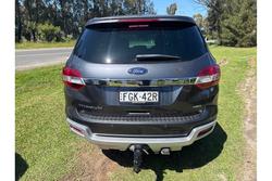2020 Ford
Everest Titanium