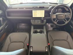 2025 Land Rover
Defender 110 D350 X-Dynamic HSE