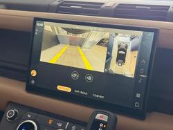 2025 Land Rover
                Defender 110 P400 X-Dynamic HSE