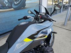2026 BMW Motorrad 2026 Bmw 1300CC R 1300 RS Grey Metallic