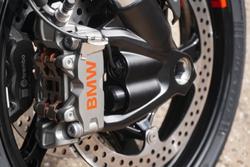 2025 BMW R 1300 R Performance