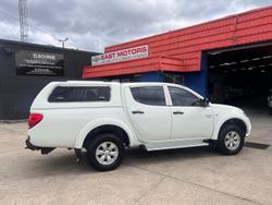 2011 Mitsubishi Triton GL-R MN MY11 4X4 Dual Range White