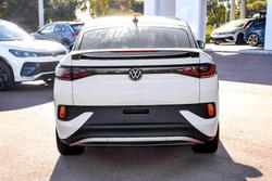 2025 Volkswagen ID.5 Pro E2 MY25 Glacier White/Black Roof