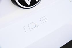2025 Volkswagen ID.5 Pro E2 MY25 Glacier White/Black Roof