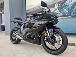 2023 Yamaha YZF-R7LA Black