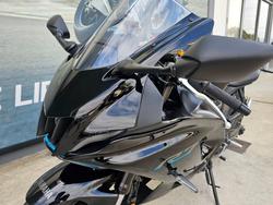 2023 Yamaha YZF-R7LA Black