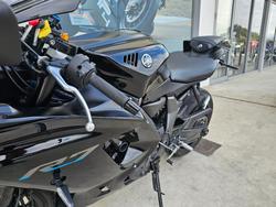 2023 Yamaha YZF-R7LA Black