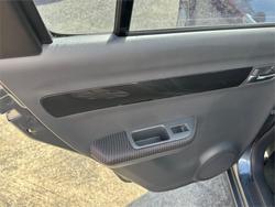 2010 SUZUKI
                SWIFT 