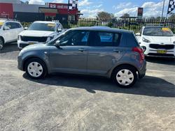 2010 SUZUKI
                SWIFT 