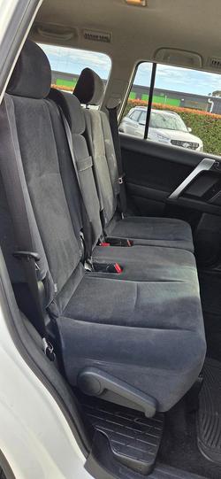2017 Toyota Landcruiser Prado GXL GDJ150R 4X4 Dual Range Glacier White