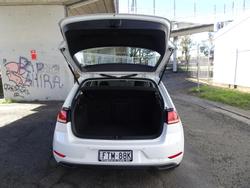 2017 Volkswagen Golf 110TSI 7.5 MY18 Pure White