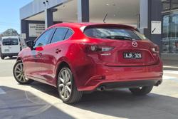 2016 Mazda
                3 SP25