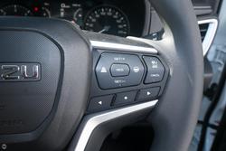 2025 Isuzu
MU-X LS-M
