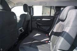 2025 Isuzu MU-X LS-M