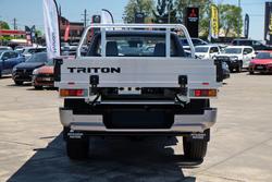 2025 Mitsubishi Triton GLX