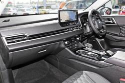 2025 Mitsubishi Outlander Exceed