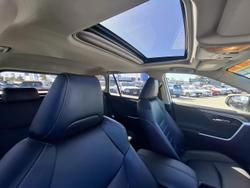 2021 Toyota
                RAV4 Cruiser