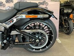 2023 Harley-davidson FXBR BREAKOUT (117) Vivid Black