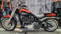 2025 Harley-davidson FLFB FAT BOY (117) Whisky Fire/ Black