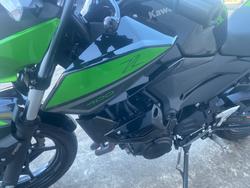 2021 Kawasaki Z400 Green