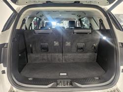 2018 Ford
Everest Trend