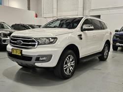 2018 Ford
Everest Trend