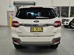2018 Ford
Everest Trend