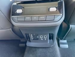 2025 LDV D90 Executive