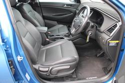 2017 Hyundai
                Tucson Active