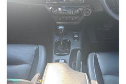 2024 Toyota
Hilux Rogue 48V